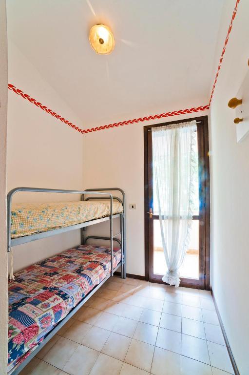 Residence Cinzia Pool Μπιμπιόνε Δωμάτιο φωτογραφία